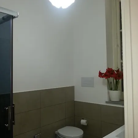 فندق مبيت وإفطار Ai Lattarini House 2*