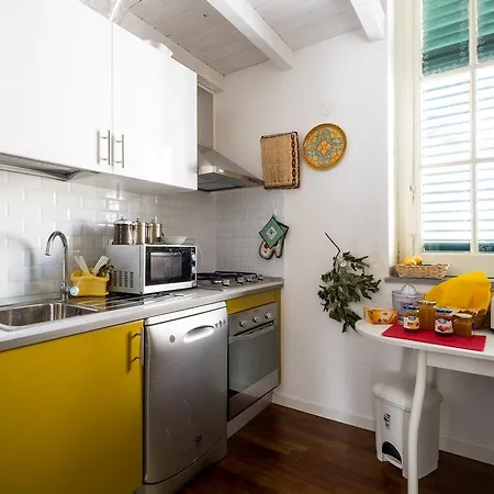 فندق مبيت وإفطار Ai Lattarini House باليرمو