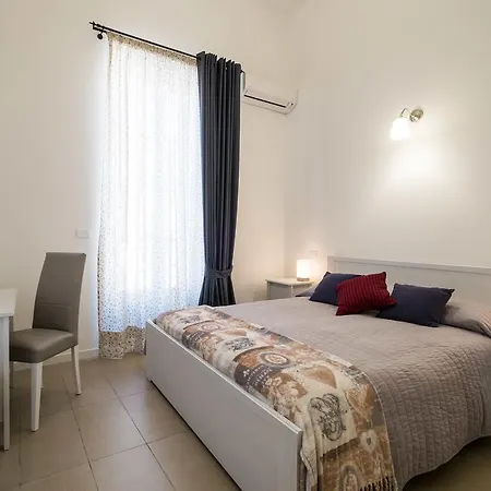 Ai Lattarini House Bed & Breakfast