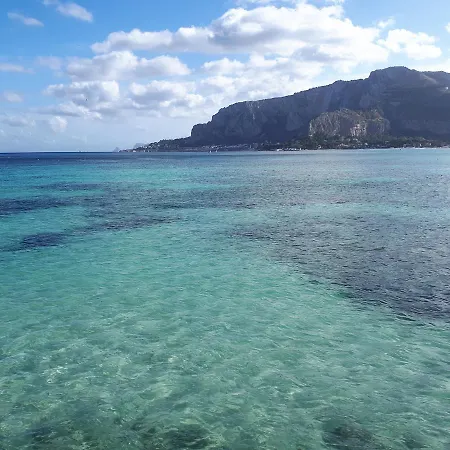 Ai Lattarini House 4*